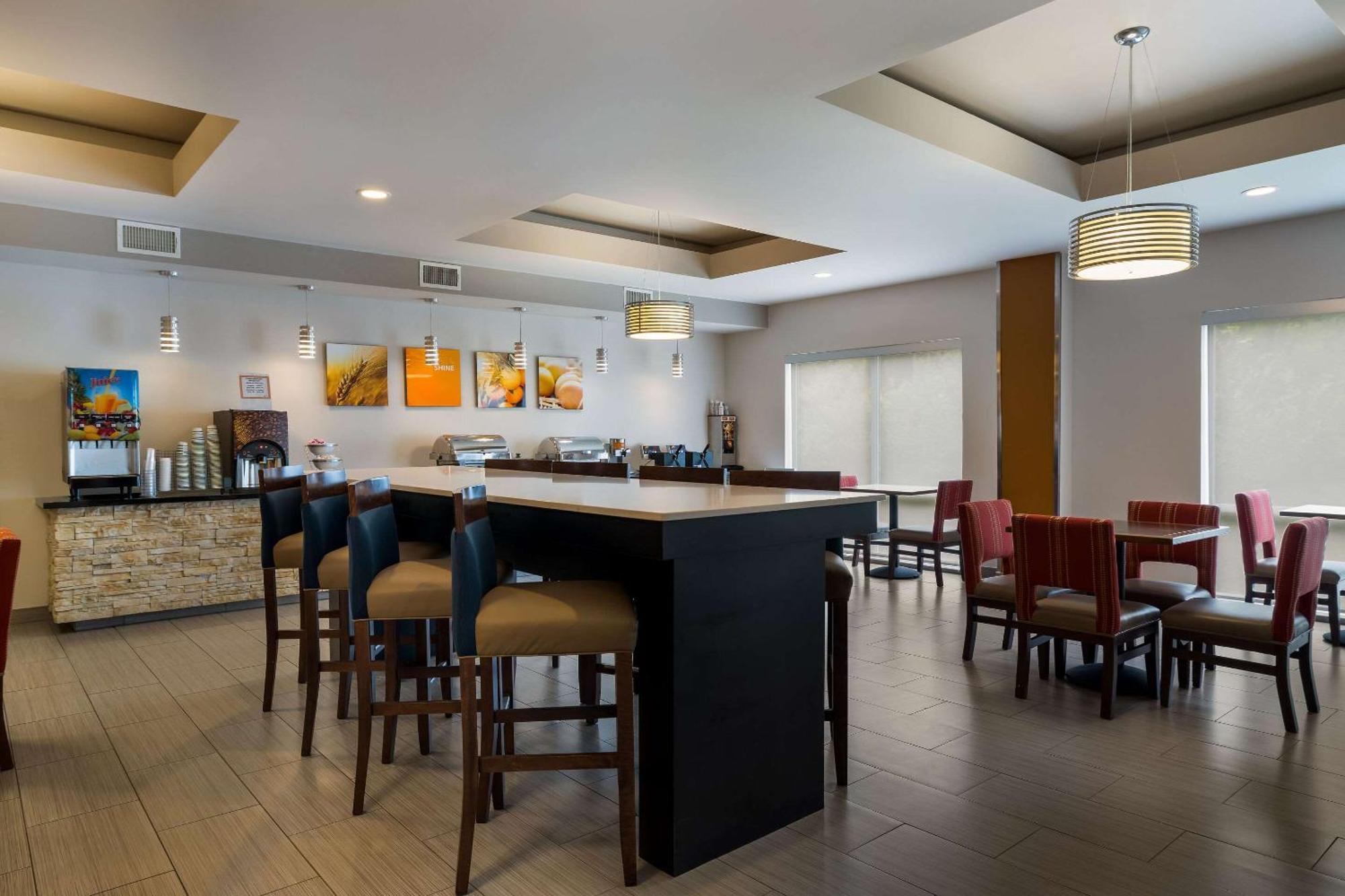 Comfort Suites Denham Springs Eksteriør billede