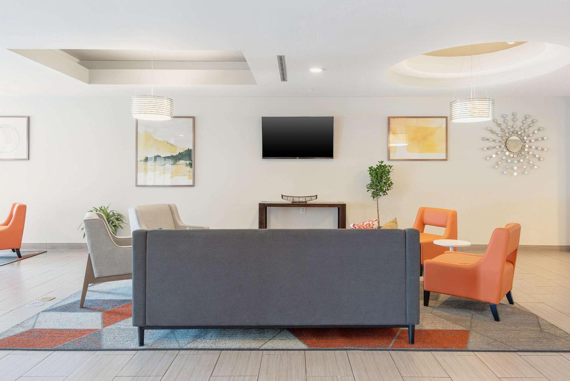 Comfort Suites Denham Springs Eksteriør billede